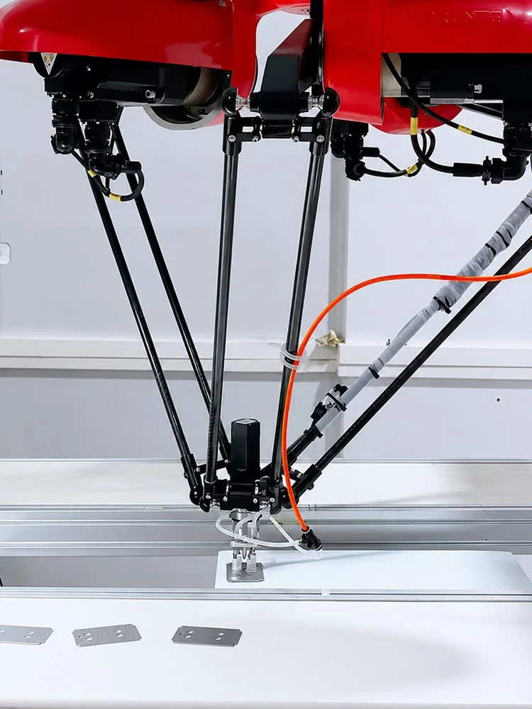 Robotic Metal Parts Sorting Robotic Metal Parts Sorting